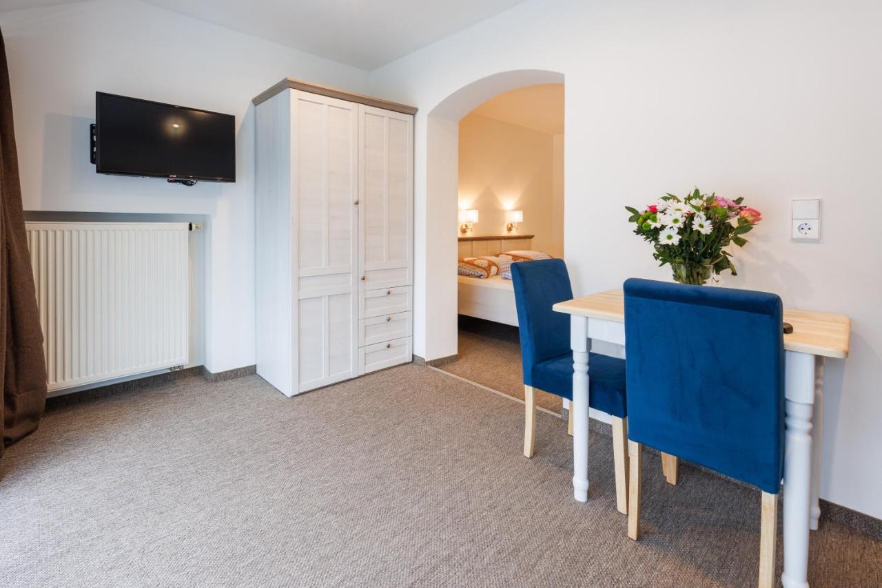 Apartamento Haus Dippel Am Kurpark Inklusive Chiemgaukarte Ruhpolding Exterior foto