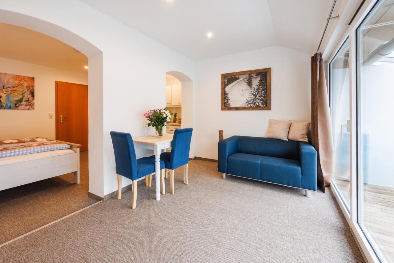 Apartamento Haus Dippel Am Kurpark Inklusive Chiemgaukarte Ruhpolding Exterior foto