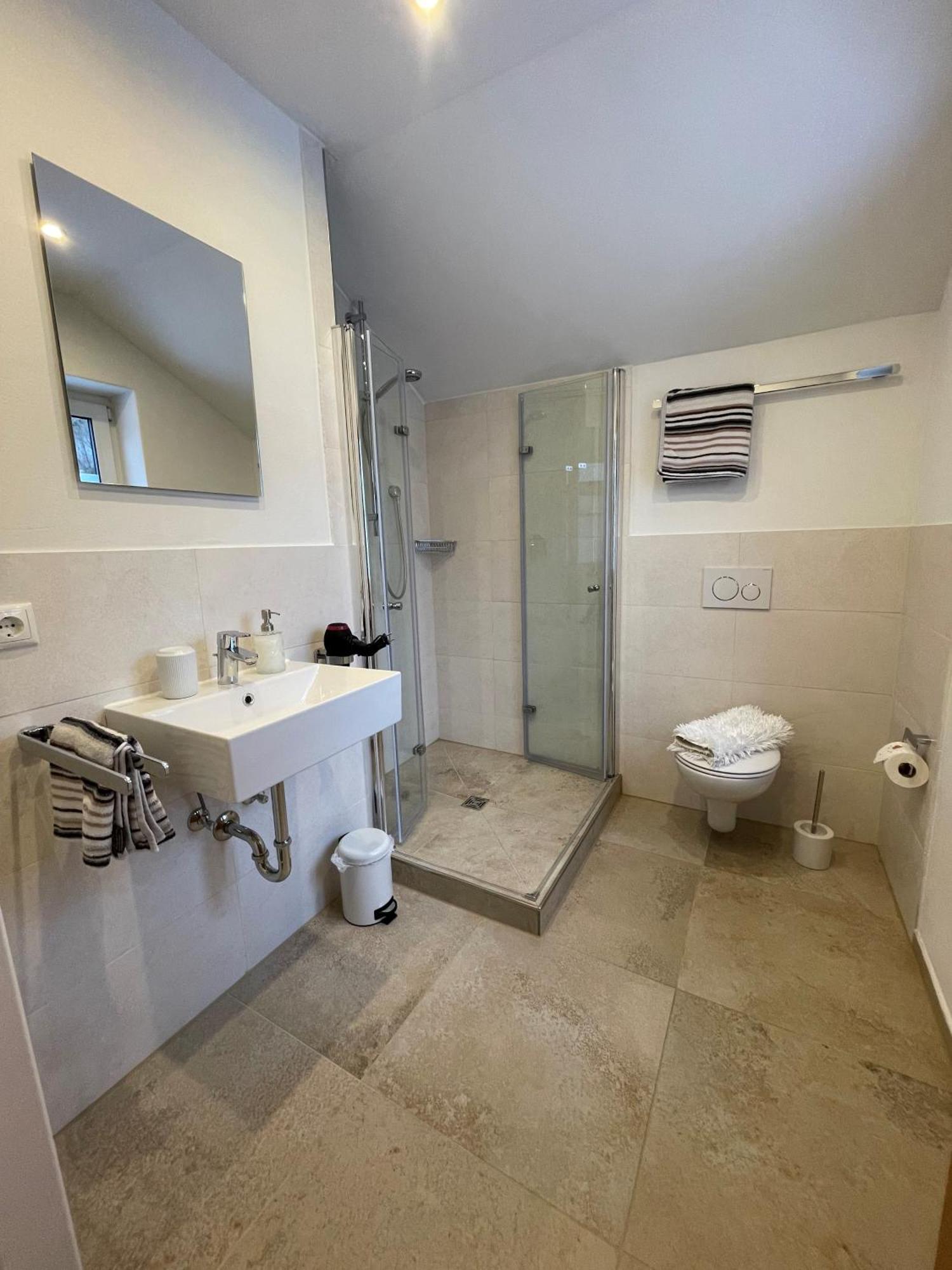 Apartamento Haus Dippel Am Kurpark Inklusive Chiemgaukarte Ruhpolding Exterior foto